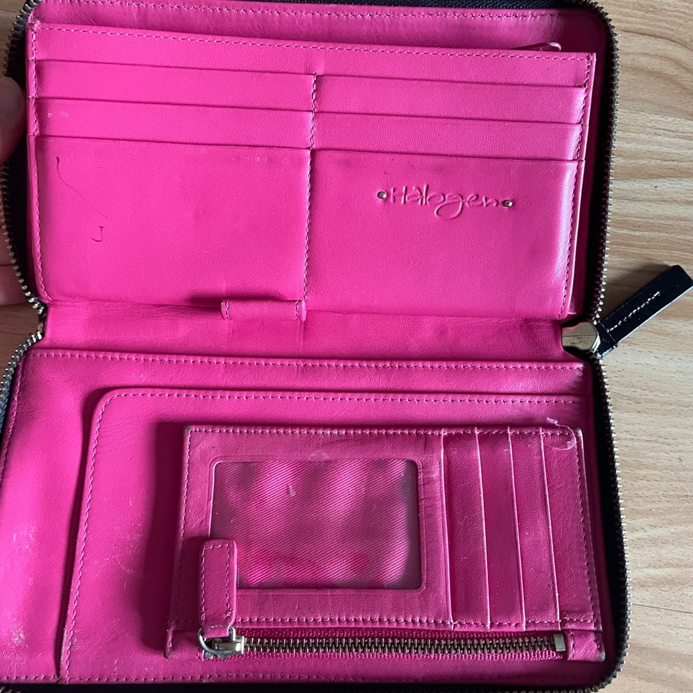 Halogen Large Zip Around Wallet - Picture 5 of 16